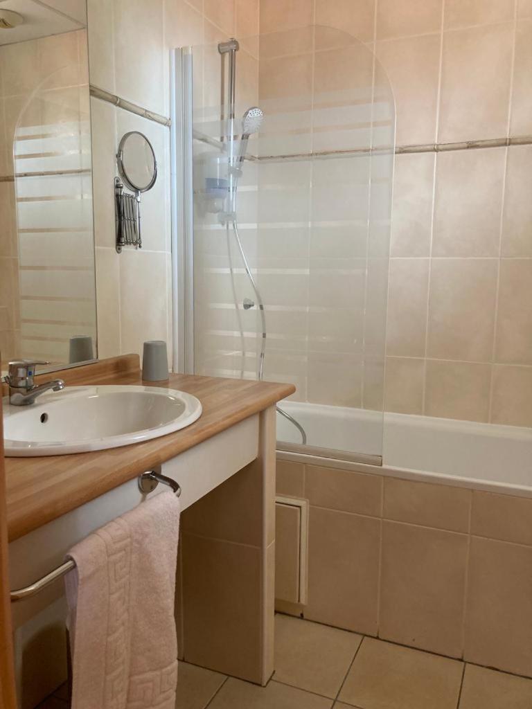 Hotel Le Boiate Арес Екстер'єр фото